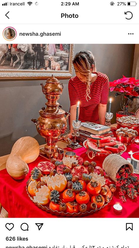 Yalda Design Idea Table, Yalda Decoration Photography, Yalda Night Dress, Yalda Night Ideas Decor, Shab Yalda Decoration, Yalda Design Idea, Yalda Decoration, Yalda Design, Shabe Yalda