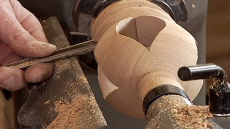 Use this inside-out turning techniques to create your next woodworking project. Simple Woodworking Projects, Diy Beginner, Working With Wood, Woodworking Lathe, Wood Turning Lathe, Lathe Projects, Wood Turner, Woodworking Classes, Cnc Wood