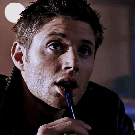 Jensen Ackles Shirtless, Jensen Ackles Gif, Dean Winchester Gif, Dean Gif, Supernatural Gif, Sam And Dean, Supernatural Gifs, Jensen Ackles Supernatural, Jensen Ackles Jared Padalecki