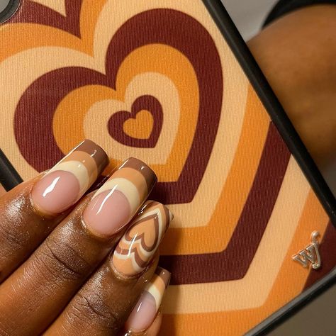 French Tips Heart, Groovy Nail Designs, Groovy Nail Art, Groovy Nails, Acrylic Extensions, Nails Cartoon, Nails Clear, Nails Orange, Cartoon Nails