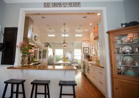 Au Revoir Breakfast Bar? - Evolution of Style Kitchen Pass Through To Dining Room, Half Wall Kitchen, Kitchen Pass Through, Kitchen Pass, Breakfast Bar Kitchen, Kitchen Designs Layout, Bar Area, Trendy Kitchen, Kitchen Remodel Idea