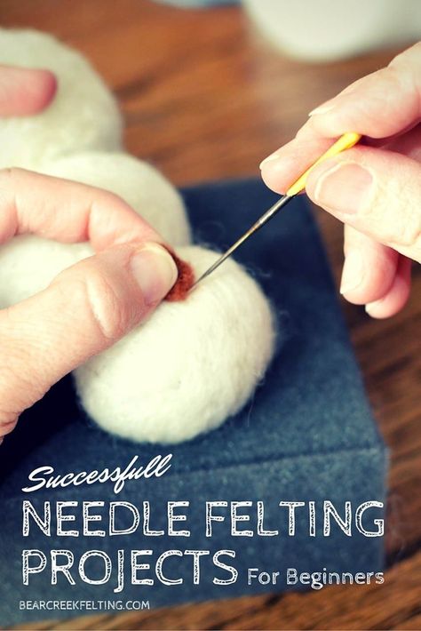 Needle Felting Tutorials Videos, Wool Felting Ideas, Felting Projects For Beginners, Needle Felting Diy Tutorials, Felted Crafts, Felting Techniques, Hantverk Diy, Needle Felting Tutorial, Needle Felting Diy