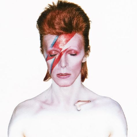 Augmented Reality: David Bowie in Three Dimensions - The New York Times Brian Duffy, David Bowie Pictures, Peter Saville, Ian Curtis, Aladdin Sane, Paolo Roversi, What Is An Artist, Grace Jones, Annie Leibovitz