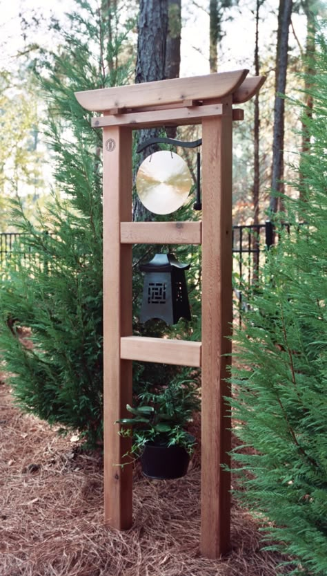 Tranquility Botanical Tower circa 2006 Small Japanese Garden, Japanese Garden Landscape, Zen Garden Design, Japanese Garden Design, Asian Garden, Vintage Garden Decor, Rock Garden Landscaping, Front Yard Landscaping Simple, Front House Landscaping