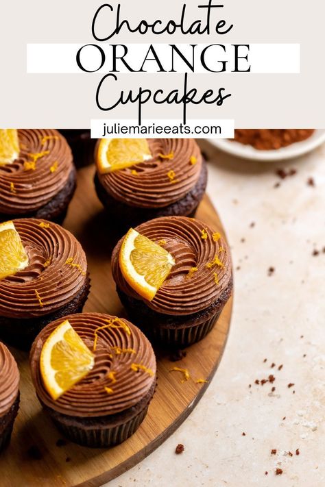 These chocolate orange cupcakes are full of chocolate orange flavor. They have an incredibly soft chocolate orange cupcake, an orange jam core and topped with a smooth chocolate orange frosting. Fair Cupcakes, Chocolate Orange Cupcakes, Homemade Cupcake Recipes, Homemade Cake Mixes, Best Easy Dessert Recipes, Cupcakes Flores, Frosting Ideas, Orange Buttercream, Winter Dessert Recipes