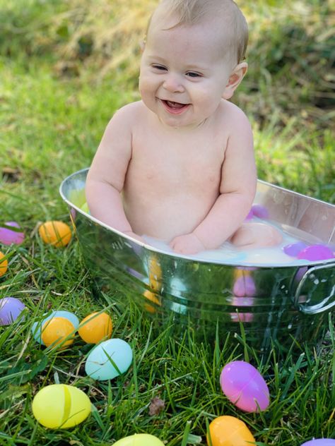 #babiesofinstagram #easter #eastereggs #milkbath #easterphotography Easter Milk Bath Photography, Easter Milk Bath, Diy Easter Pictures, 1st Easter Pictures, Easter Picture Ideas, Easter Baby Photoshoot, Baby Photo Shoot Ideas, Easter Shoot, Baby Easter Pictures