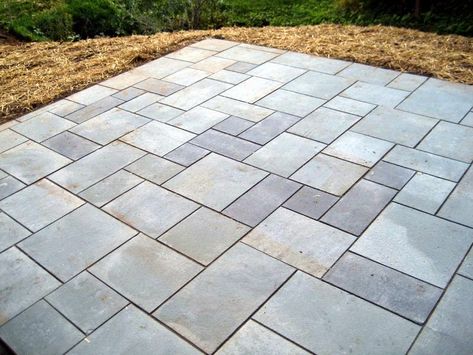 Outdoor Patio Pavers, Patio Stone, Diy Patio Pavers, Pavers Backyard, Paver Designs, Patio Pavers Design, Stone Patio, Interior Home Decor, Concrete Pavers