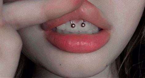 Smiley Piercing Aesthetic, Scared Of Needles, Piercing Aesthetic, Scripting Ideas, Smiley Piercing, Body Mods, So Cool, Tattoos And Piercings, Smiley