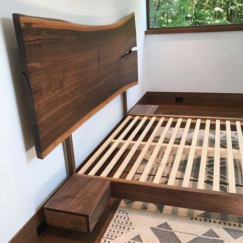 Dark Wood Headboard, Cedar Headboard, Reclaimed Headboard, Log Bedroom Furniture, Live Edge Headboard, Live Edge Bed, Bedroom Layout Design, Raw Wood Furniture, Woodworking Studio