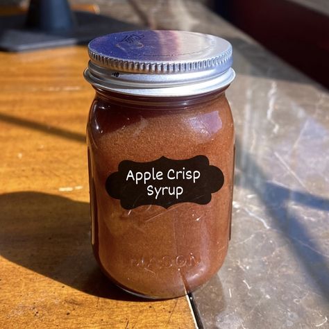 Apple Crisp Syrup, Starbucks Apple Crisp Macchiato, Apple Crisp Oatmilk Macchiato, Apple Syrup Recipe, Apple Crisp Macchiato, Speciality Coffee Recipes, Instant Coffee Recipes, Homemade Apple Crisp, Apple Brown Sugar