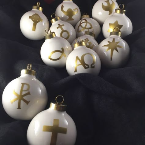 Chrismon Ornaments Set of 12 Christian by FabulousFancyPants Chrismon Tree, Church Ornaments, Chrismon Patterns, Advent By Candlelight, Chrismon Ornaments, Christian Christmas Decorations, Advent Crafts, Christmas Ornament Designs, Three Kings Day