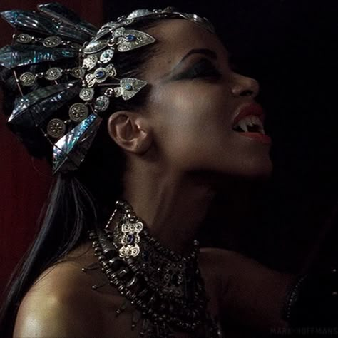 Black Vampire, Queen Of The Damned, Aaliyah Haughton, The Vampire Chronicles, Anne Rice, Interview With The Vampire, Eternal Life, Favorite Authors, Aaliyah