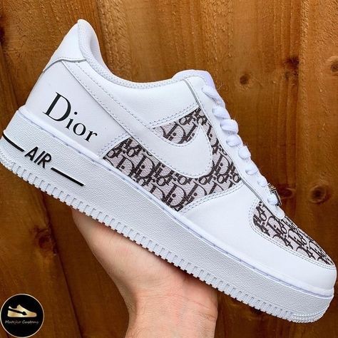 Air Force One Shoes, Dior Monogram, Custom Shoes Diy, Nike Shoes Air Force, Trendy Shoes Sneakers, Dr Shoes, Nike Shoes Girls, Jordan Shoes Girls, Custom Nike Shoes