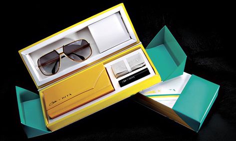 Packaging Design Sunglasses Packaging Design, Eyewear Packaging, Sunglass Photoshoot, Eyewear Store Design, Sunglasses Packaging, Eyewear Display, Paper Bag Design, 타이포그래피 포스터 디자인, Cool Packaging