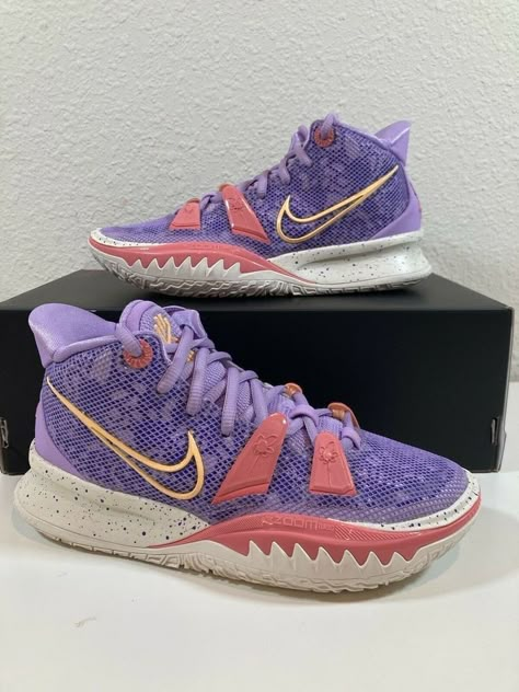 Kyrie 7 Daughters, Kyrie 7 Shoes, Zapatillas Nike Basketball, Kd Basketball Shoes, Basketball Shoes Kyrie, Bb Shoes, Marvel Shoes, Best Volleyball Shoes, Kyrie 7