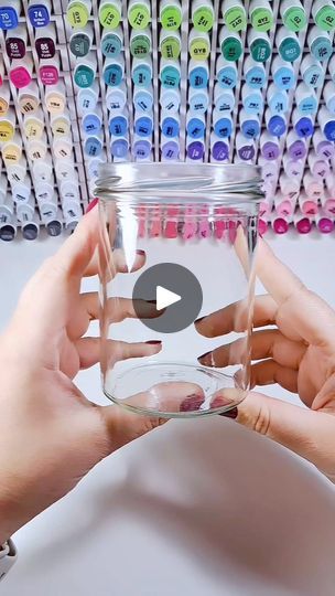 Crafts With Jars, Painting Canning Jars, Decorate Glass Jars, Jar Painting, Easy Mason Jar Crafts, Prayer Jar, Crafts With Glass Jars, Painting Glass Jars, Jar Art