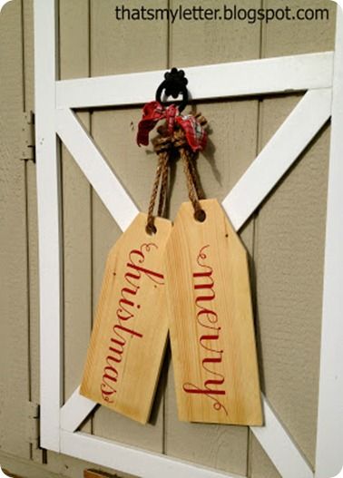 Christmas Decorating Ideas ~ I love this idea of making Christmas door tags instead of a traditional wreath! Tag Signs, Diy Christmas Tags, Merry Christmas Gift Tags, Door Tags, Wood Tags, Wooden Tags, Merry Christmas Gifts, Christmas Wood Crafts, Wreath Making