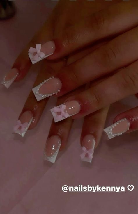 Coquette Nail Inspo Square, Coquette Nails Square, Couqutte Nail Ideas, Frenchies Acrylic Nails, French Tip With Bow, Short Nails Ideas Simple, Short Frenchies, Nagel Inspiration, Frenchies Nails