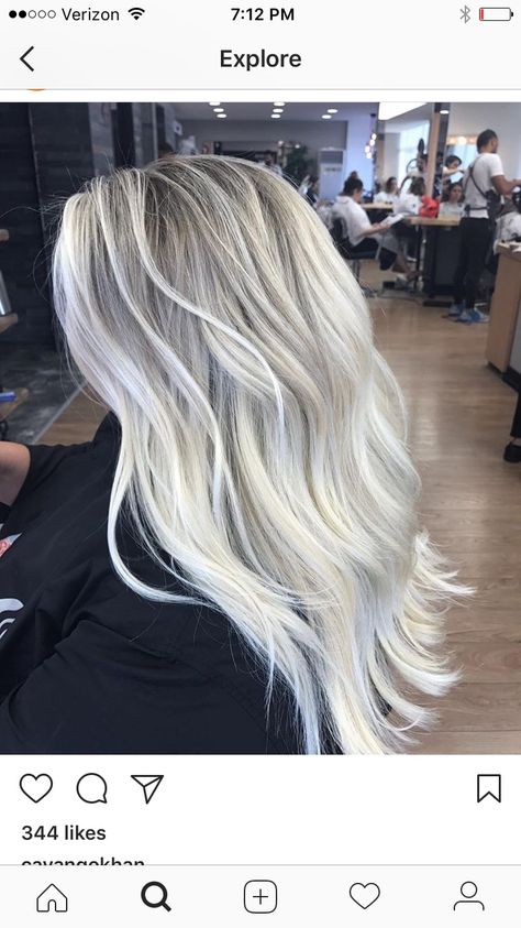 Platinum Blonde Root Smudge, White Blonde Balayage, All Over Blonde, Icy Hair, Root Smudge, Platinum Blonde Balayage, Blonde Hair Goals, Blonde Hair Transformations, Blonde Roots