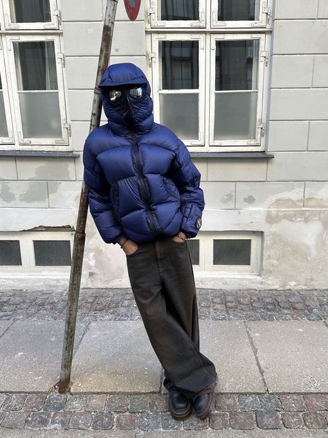 IG: @manan_071 • streetwear • falloutfits • fashioninspo •fashion • outfits Ski Outfits For Men, Ski Pants Outfit, Ski Fits, Uk Streetwear, Drip Outfit Men, Winter Puffer, Streetwear Mode, Street Fashion Men Streetwear, Fall 24