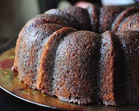 Orange Bundt Cake Recipe, Pumpkin Bundt Cake Recipes, Banana Bundt Cake, Banana Bundt, Banana Coffee Cakes, Orange Bundt Cake, Pumpkin Gingerbread, Banana Rum, Pumpkin Bundt Cake