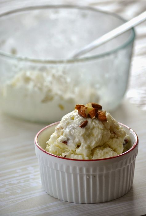 Coconut Almond Ice Cream Coconut Almond Ice Cream, Delicious Food Recipes, Almond Ice Cream, Coconut Ice Cream, Cold Treats, Coconut Almond, Ice Cream Machine, Busy People, An Ice Cream