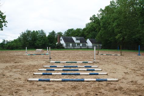 Exercises for Your Horse in Small Riding Spaces - Horse Illustrated Horse Riding Exercises, Riding Exercises, Horse Arena, Horse Exercises, Indoor Arena, Winter Riding, Horse Rider, Dressage, Horse Riding