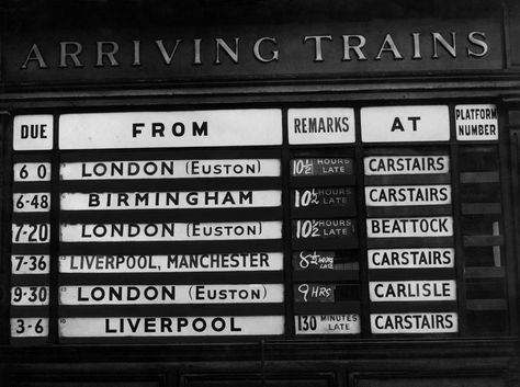 Amazing images of Glasgow Central Station over the years Vintage Train Ticket, Glasgow Central Station, Departures Board, Train Platform, Framed Letters, Train Party, London Bars, Magazine Layout Design, Train Tickets