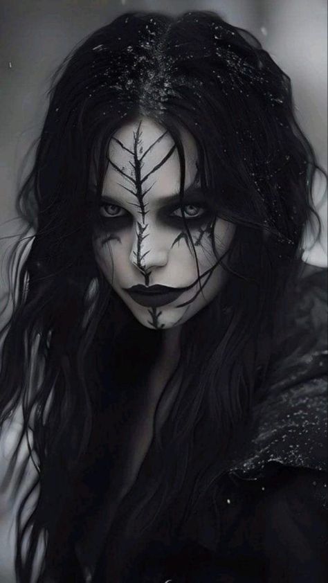 Queen Of Darkness Makeup, Dark Mage Makeup, Ghost Of Christmas Future Makeup, Face Reference Colorful, Witch Horror Art, Black And White Witch Makeup, Gothic Witch Makeup Halloween, Moon Witch Makeup Halloween, Halloween Makeup Ideas Witch