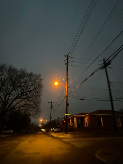 Grunge, calm, dark, nostalgic, street light, neighborhood, night owl Do I Wanna Know Arctic Monkeys Aesthetic, Attic Monkeys Aesthetic, Am Aesthetic Arctic Monkeys, 505 Arctic Monkeys Aesthetic, Artic Monkey Aethstetic, Arctic Monkeys Girl Aesthetic, Ems Aesthetic, Arctic Monkeys Album Cover, Crying Lightning