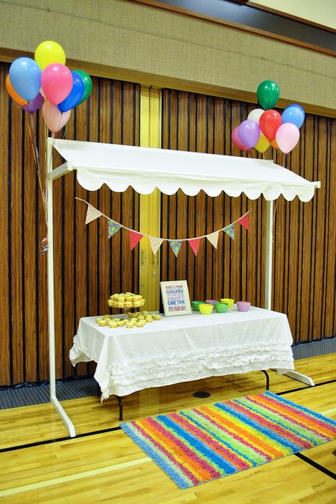 I love the sweet awning for tables/booths Relief Society Birthday Party, Relief Society Birthday, Vendor Table, Craft Booth Displays, Craft Stalls, Ice Cream Social, Craft Display, Craft Show Displays, Donut Party