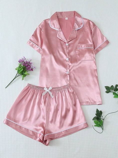 Női és férfi ruházat, online vásárlás | SHEIN Pijama Satin, Summer Weddings Bridesmaids, Pink Pjs, Satin Pjs, Sleepwear Women Pajamas, White Goth, Shorts Pajama Set, Bow Shorts, Summer Pajamas