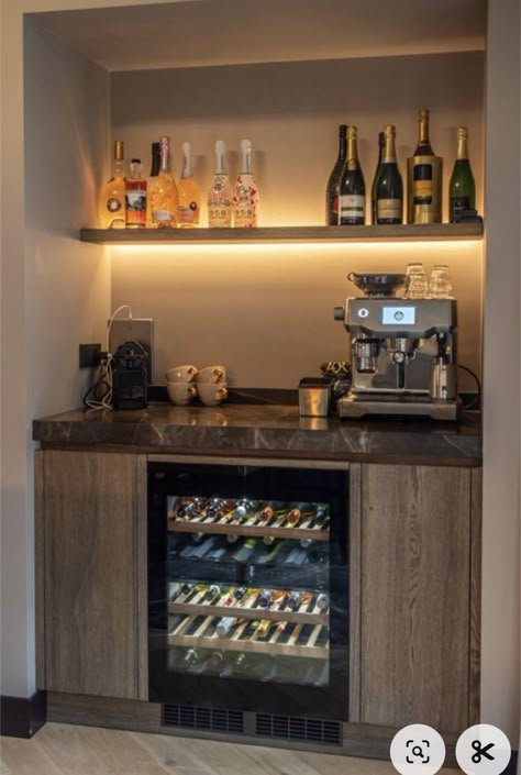 Corner Bar Ideas For Home, Bar In Living Room, Home Bar Cabinet, Coffee Bar Station, Modern Home Bar, Home Bar Rooms, Coffee Bar Design, Home Coffee Stations, Coffee Bars In Kitchen