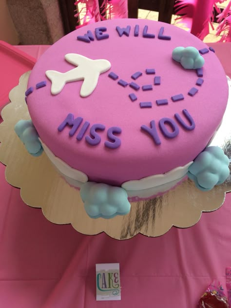 Farewell party cake                                                                                                                                                     More Farewell Surprise Ideas, Farewell Party Ideas For Friends, Farewell Cake For Friend Going Abroad, Goodbye Party Cake, Miss You Cake, We Will Miss You Cake, Fairwell Cake Ideas, Moving Cake, Goodbye Cake