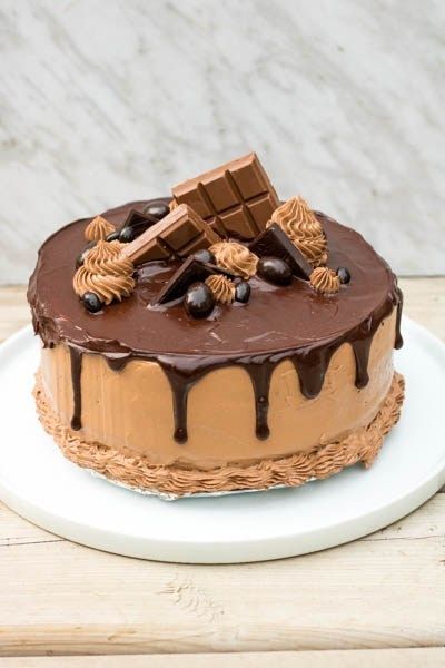 Swiss Chocolate Cake, Triple Layer Chocolate Cake, Chocolate Ganache Drip, Triple Layer Cake, Layer Chocolate Cake, Chocolate Swiss Meringue Buttercream, Ganache Drip, Chocolate Almond Milk, Cake Buttercream