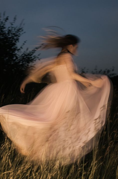 Nocturnal Elegance in Motion - Vave BG Light Pink Color Scheme, Motion Photoshoot, Blurry Photography, Field At Night, Motion Blur Photography, Blurred Aesthetic, Album Aesthetic, Blur Photography, Grassy Field