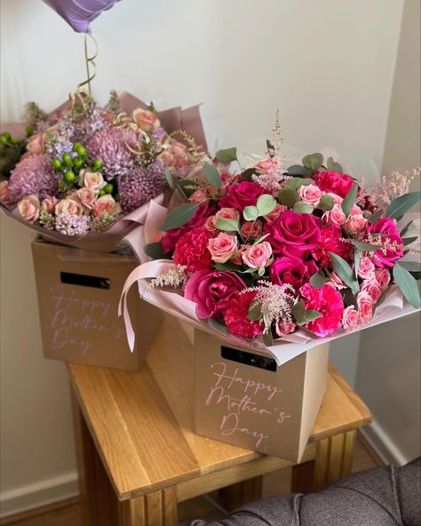 Which would you choose 🩷?💜 This Sunday 10th Mother’s day ✨🌿🌸 👉 Arrange a delivery for this Mother’s Day Sunday 10th 👉DM to order #mum #flowers #flowerdelivery #flowerbouquet #womansday #internationalwomensday #mothersday #mothersdaygift #londonflorist #londonflower #pinkflowers #flowershop #happymothersday Happy Mother’s Day Flowers Bouquet, Mother’s Day Flower Bouquet, Mothers Day Bouquet, Mum Flowers, Balloons Flowers, Mother's Day Bouquet, Balloon Flowers, Happy Mother, Mothersday Gifts