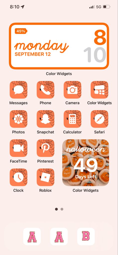 #preppy #halloween #homescreen Preppy Halloween Widgets, Preppy Fall Homescreen, Preppy Halloween Pfp, Preppy Fall Wallpaper Iphone, Preppy Halloween Wallpaper, Fall Home Screen, Autumn Homescreen, Halloween Homescreen, Halloween Ios