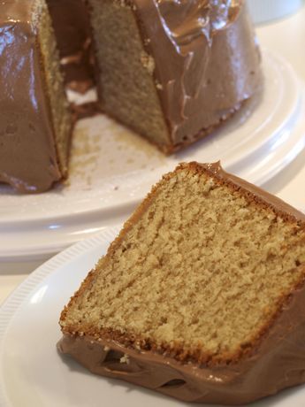 Peanut Butter Pound Cake Recipe Peanut Butter Pound Cake Recipe, Butter Pound Cake Recipe, Peanut Butter Pound Cake, Butter Pound Cake, Pound Cake Recipe, Torte Cupcake, Special Cakes, Dessert Aux Fruits, Peanut Butter Frosting