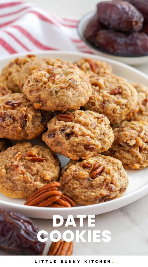 Date Recipes Desserts, Cookies With Pecans, Little Sunny Kitchen, Drop Cookie Recipes, Date Cookies, Sunny Kitchen, Postre Keto, Walnut Cookies, Date Recipes