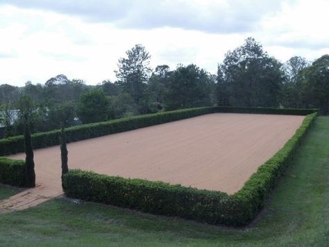 Horse Arena Ideas Outdoor, Outdoor Arena Horses, Outdoor Horse Arena, Outdoor Riding Arena, Luxury Horse Stables, Horse Yard, Horse Farm Layout, Luxury Horse Barns, Horse Riding Arena