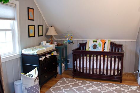 Modern Animal Nursery, Nautical Nursery Boy, Nursery Layout, Tiny Nursery, Kid Bedrooms, Creative Kids Rooms, Slanted Ceiling, Small Nurseries