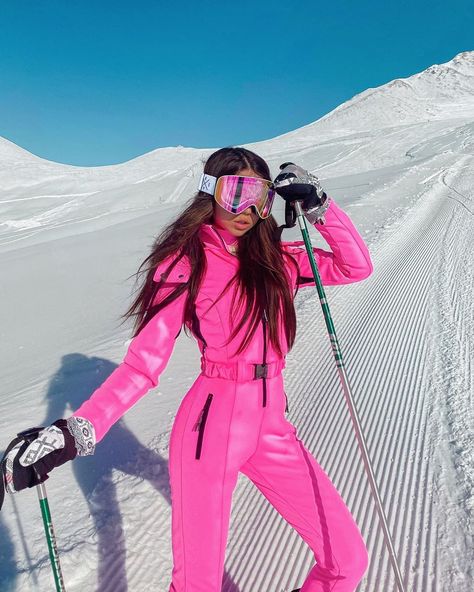 Ski Overalls Women, Pink Ski Outfit, Skii Outfit, Cute Ski Outfit, Snow Suit Womens, Snowsuit Women, Ski Suits For Women, Ski Outfit For Women, Ski Trip Outfit