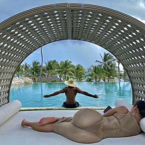 Black Couple Vacations, Look Kylie Jenner, Couples Vacation, Vacation Goals, Vacay Outfits, Vacation Mood, Black Love Couples, Couples Vibe, Black Couples Goals