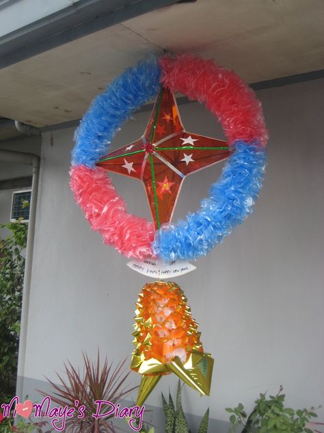 Parol Making Contest, Recycled Parol Designs, Diy Christmas Parol Recycled, Parol Recycled Materials, Parol Filipino Recycled, Parol Making, Recycled Parol Plastic Bottles, Christmas Parol, Christmas Log