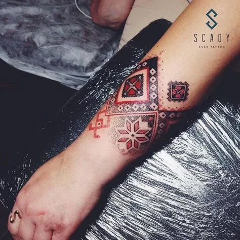 Hugo Tattooer, Ukraine Tattoo, Slavic Tattoo, Ukrainian Tattoo, Cuff Tattoo, Embroidery Tattoo, Native Tattoos, Muster Tattoos, 4 Tattoo