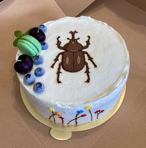 Beetle Cake, Rhinoceros Beetle, Freehand Drawing, Beetles, Food And Drink, Birthday Cake, Cake, Birthday, Quick Saves