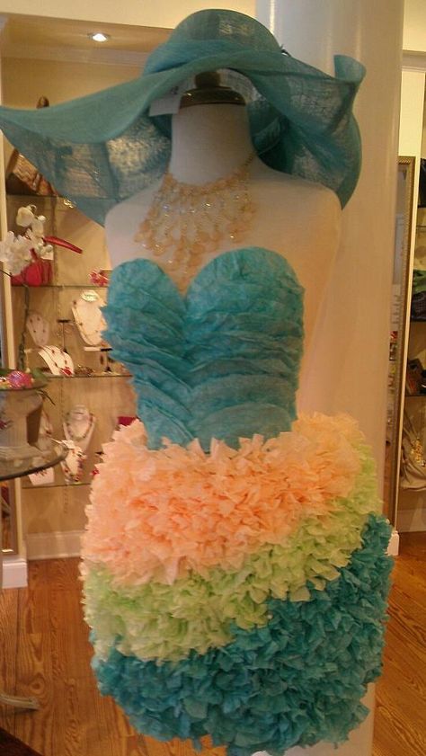 Crepe Paper Dress Dress Out Of Waste Material, Crepe Paper Dress, Waste Material Dress Ideas, Recycled Dress Ideas, Dresses Made From Recycled Materials, Anything But Clothes, Paper Bag Princess, Trash Fashion, Paper Clothes