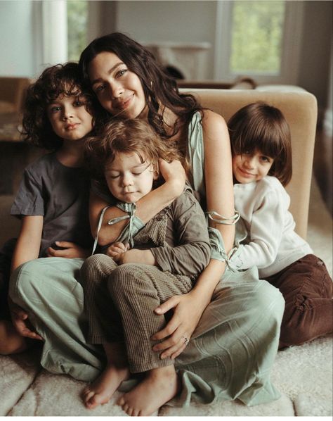 Bethany Ciotola Home, Family Photoshoot Aesthetic, Bethany Ciotola Style, Artsy Family Photoshoot, Whit Mcguire Photography, Kids Family Pictures, In Home Family Photos, Family Photos On Film, Bethany Ciotola