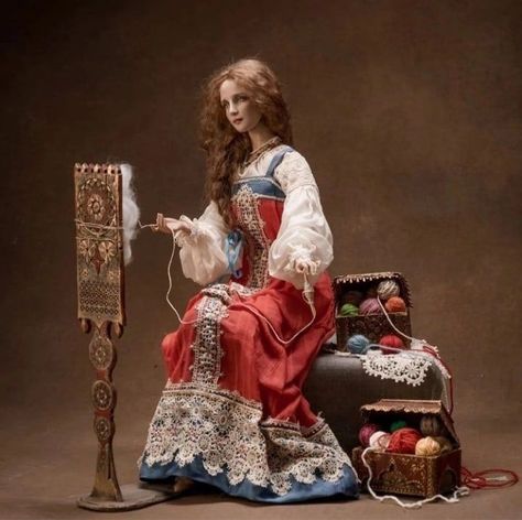 Medieval Dolls, Slavic Clothing, Russian Cartoons, Imperial Fashion, Doll Miniatures, Diy Doll Miniatures, Doll Painting, Beautiful Barbie Dolls, Doll Costume